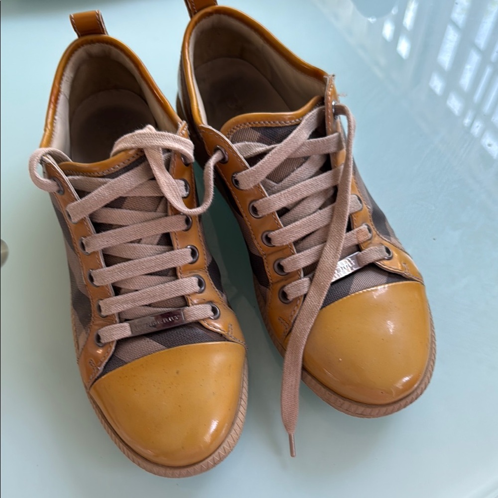 Burberry Mustard and Beige Women's Sneakers